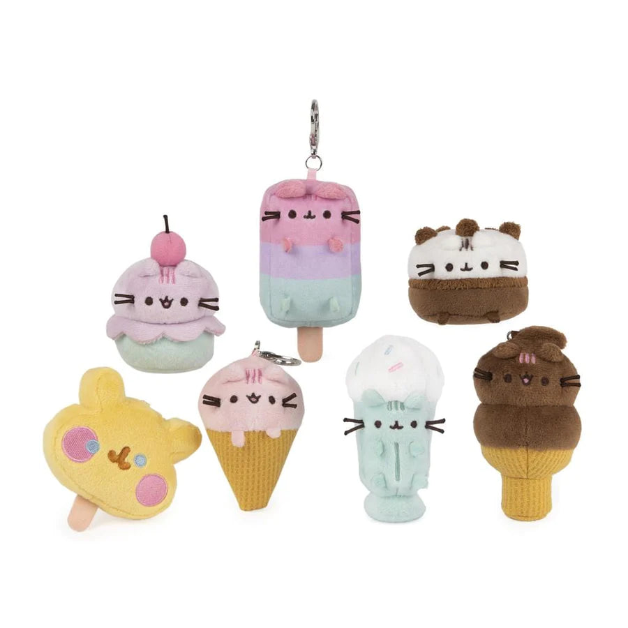 Pusheen top keychain plush